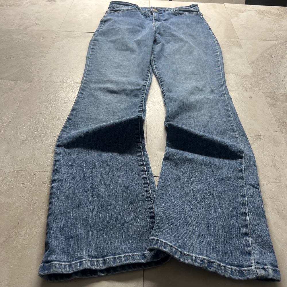 Lee Regular Bootcut Jeans Blue Medium Wash Womens Size 28x29 Stretch Denim